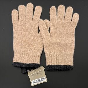 NWT Burberry Wool Gloves